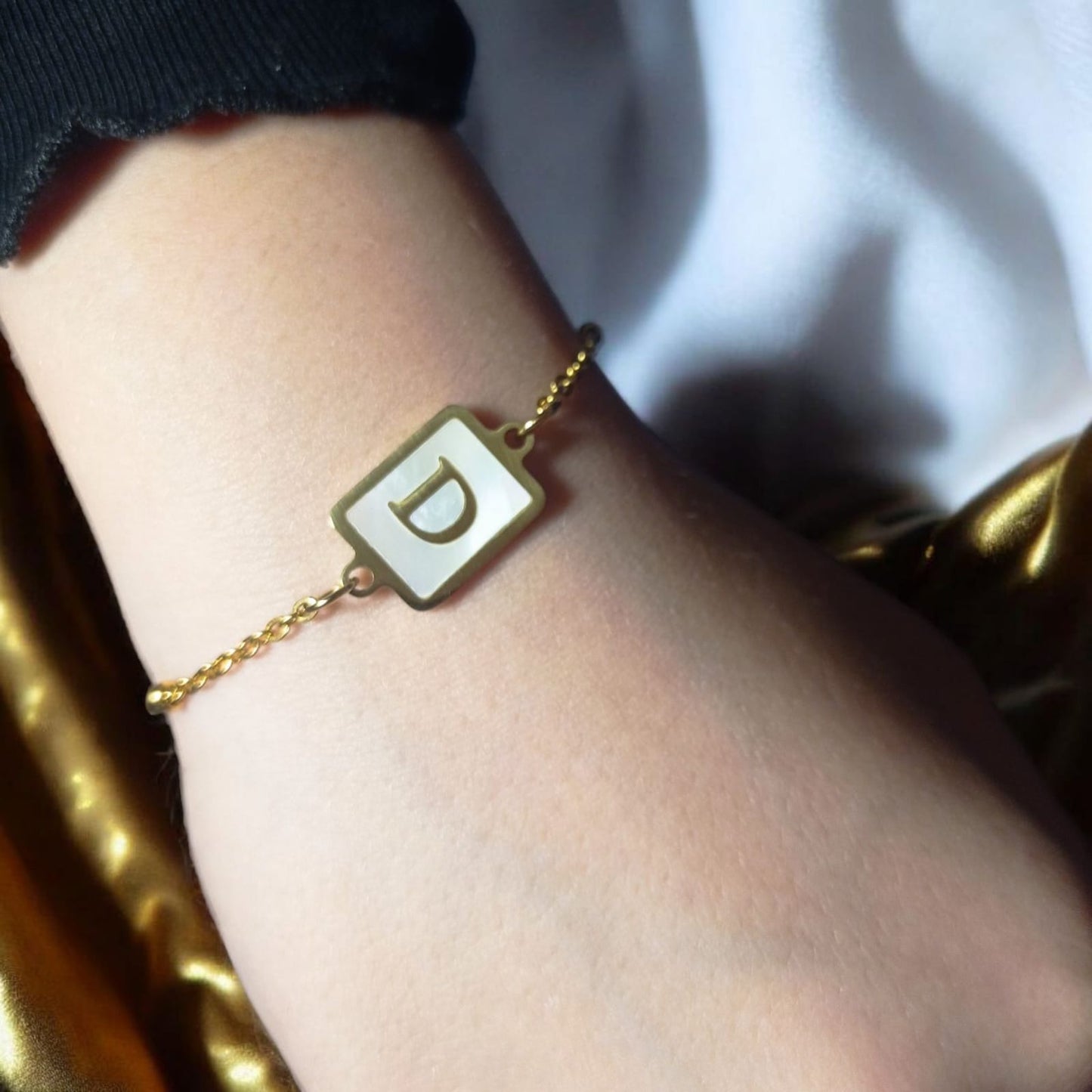 Pulseras con iniciales