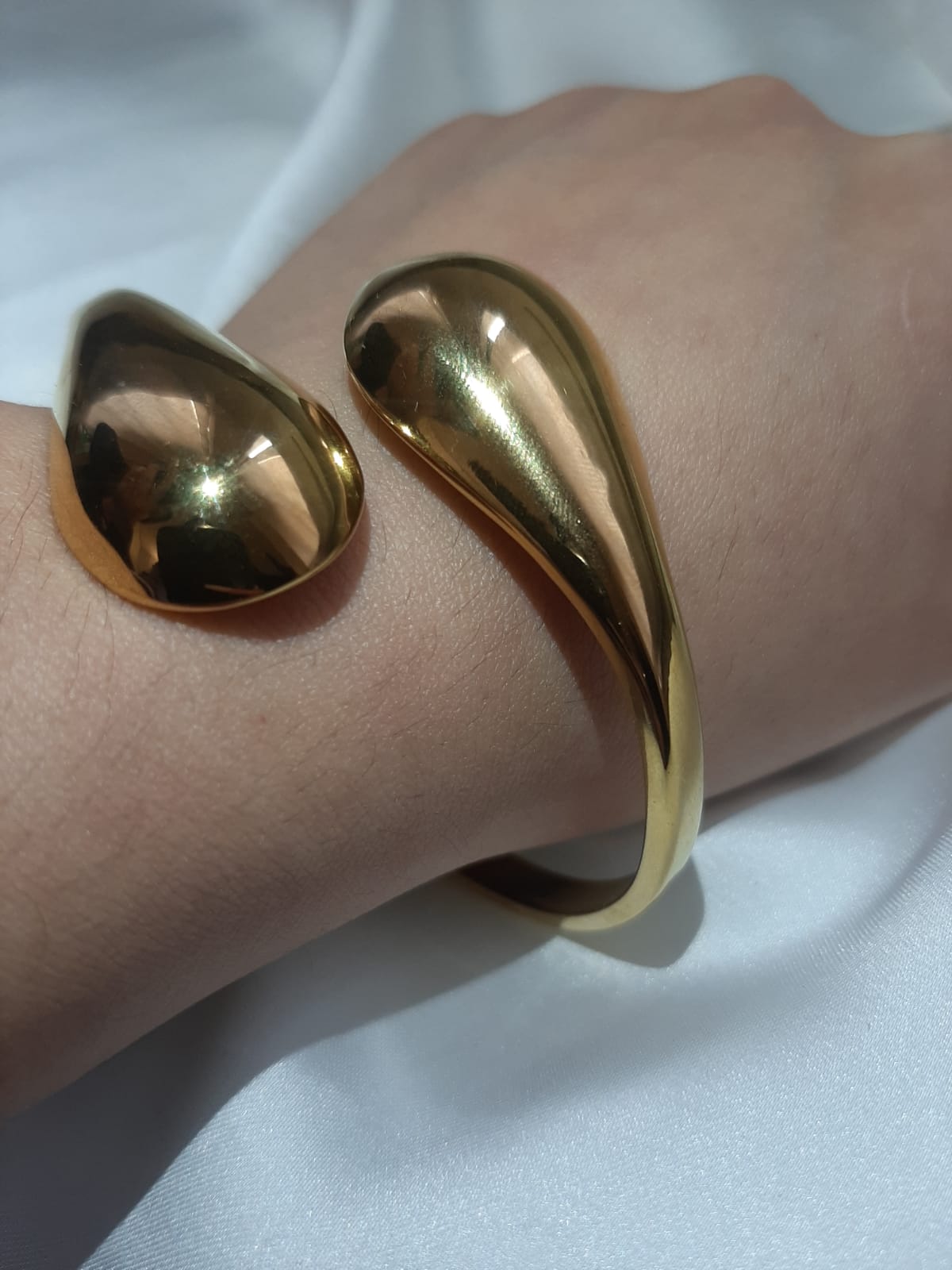 Bracciale Rigido Goccia